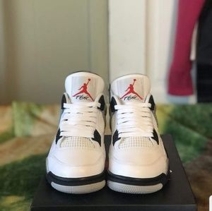 Jordan 4s